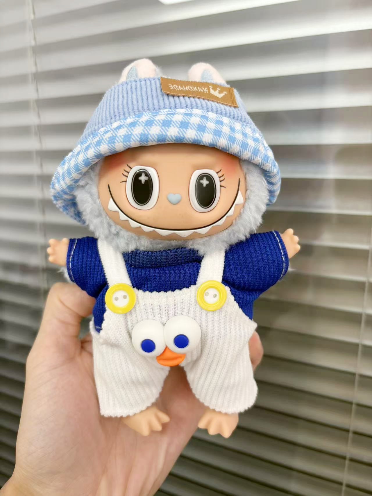 Customzied  La baby small size with outfit