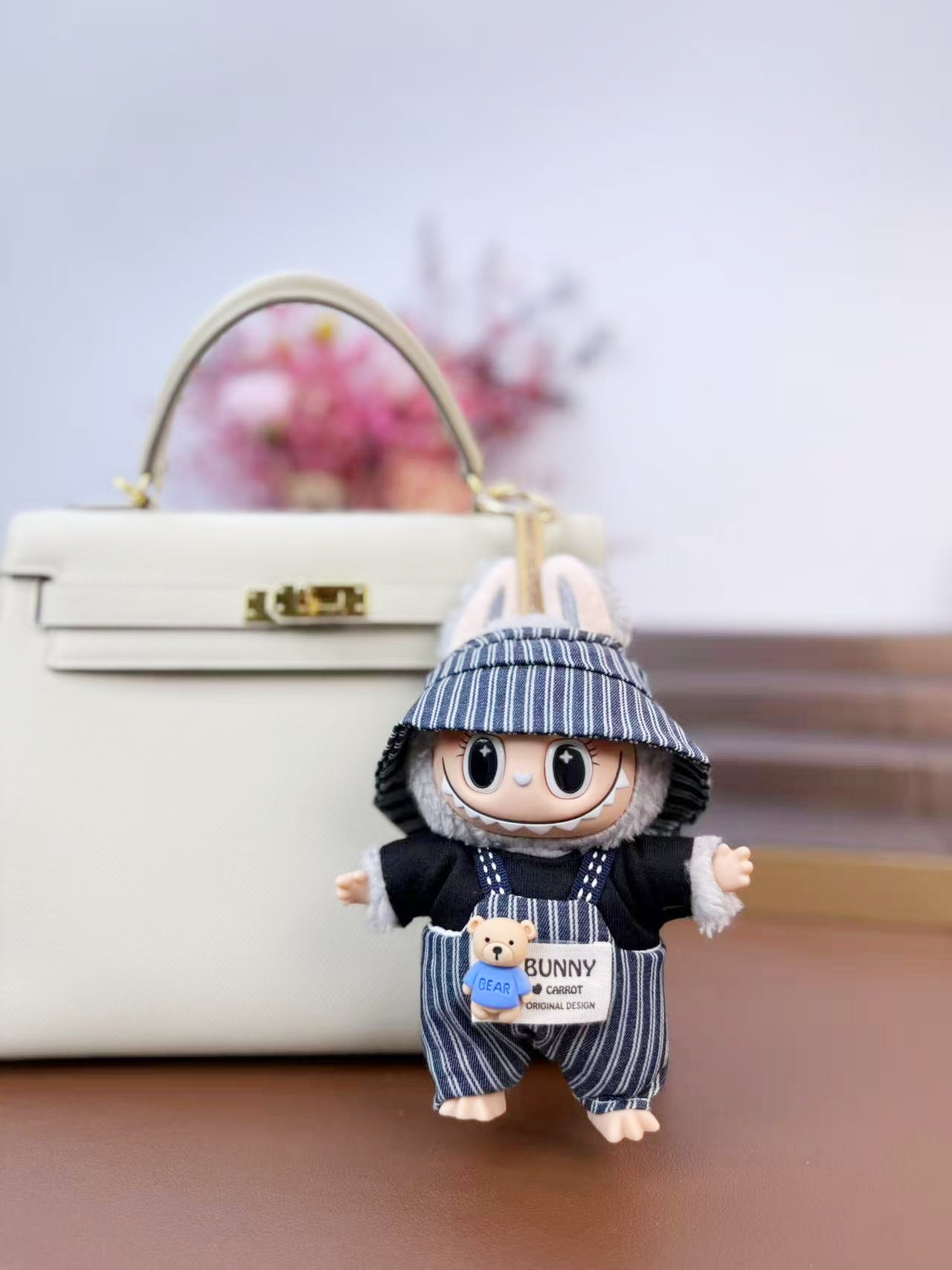 Customzied  La baby small size with outfit
