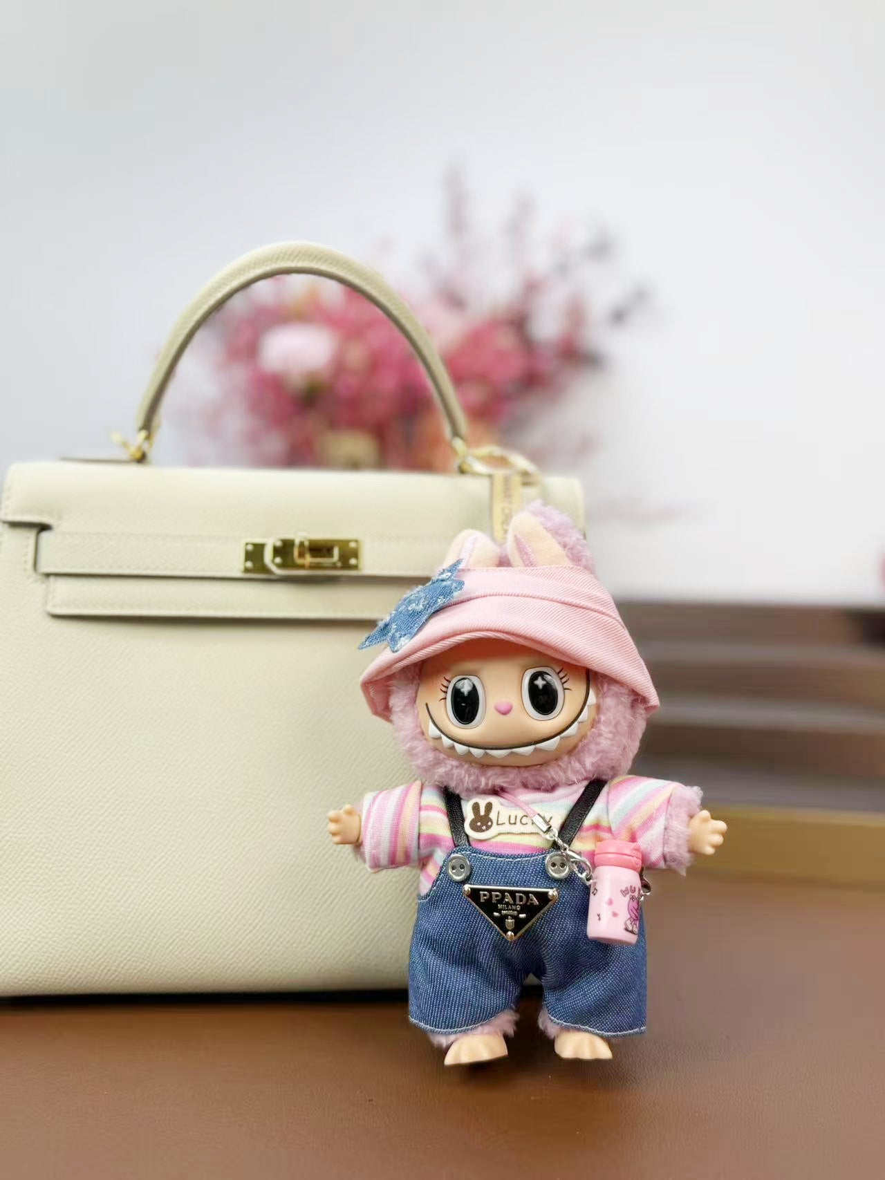 Customzied  La baby small size with outfit