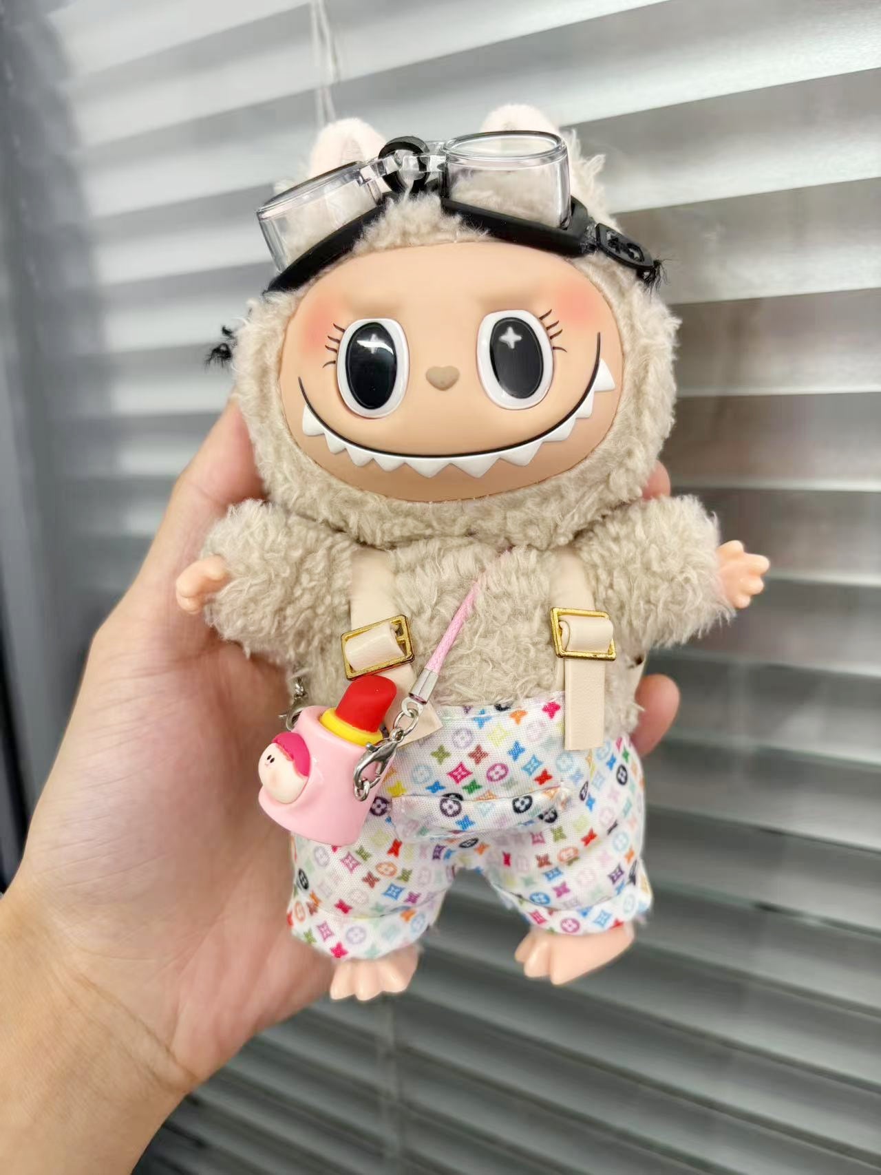 Customzied  La baby small size with outfit