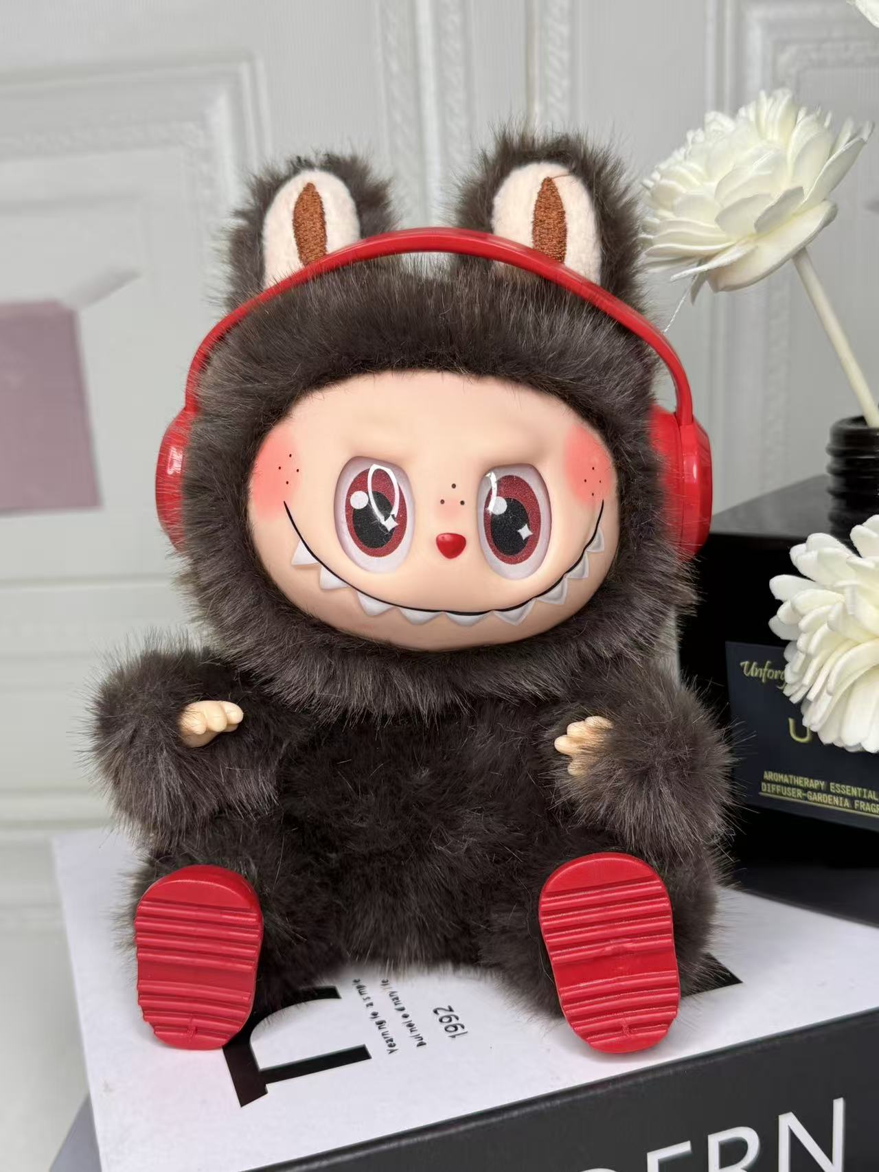 Earphone plush toy