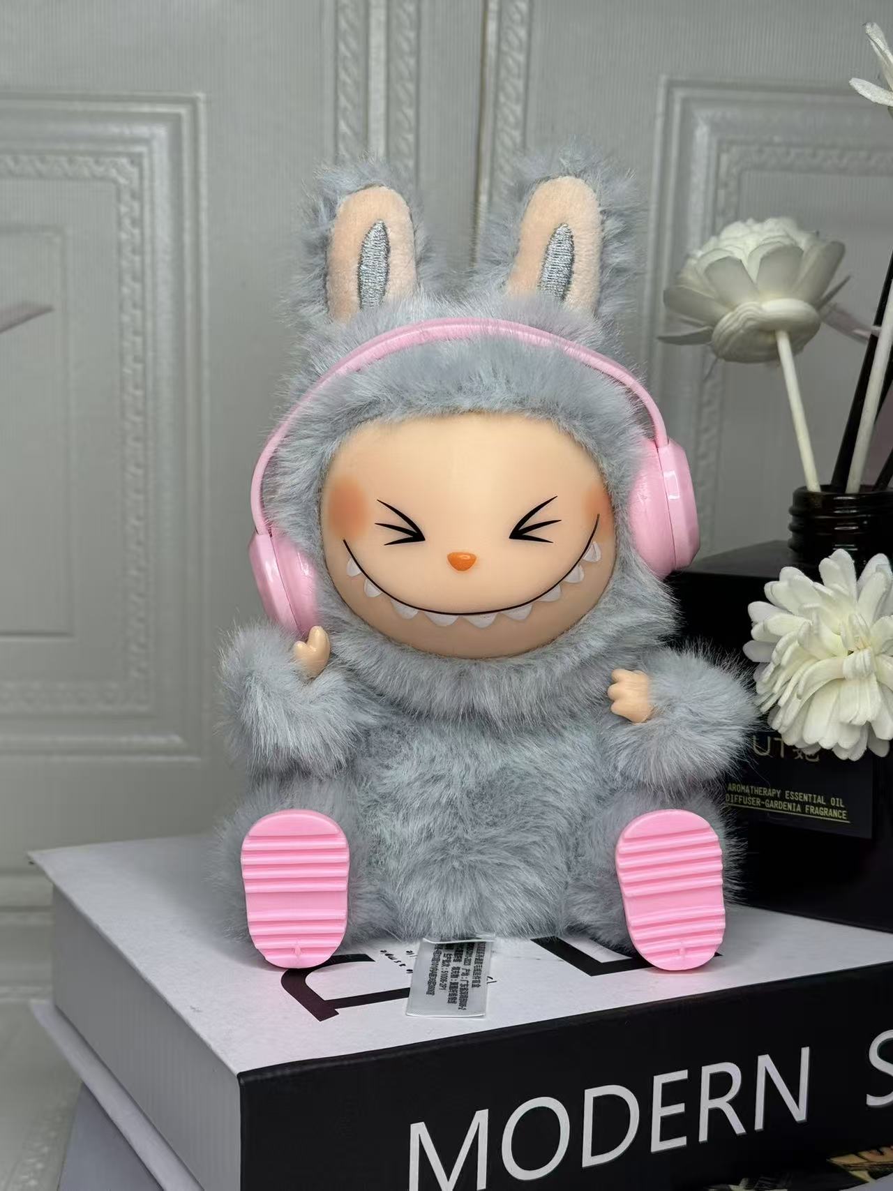 Earphone plush toy