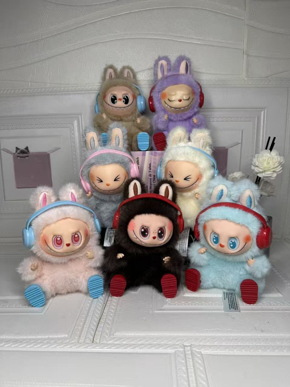 Earphone plush toy