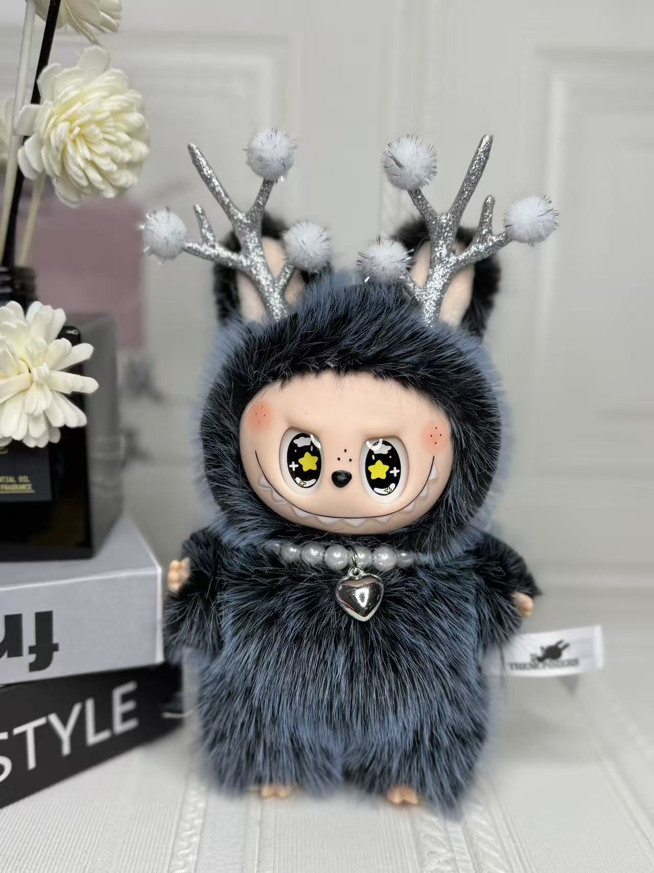 Christmas style plush toy