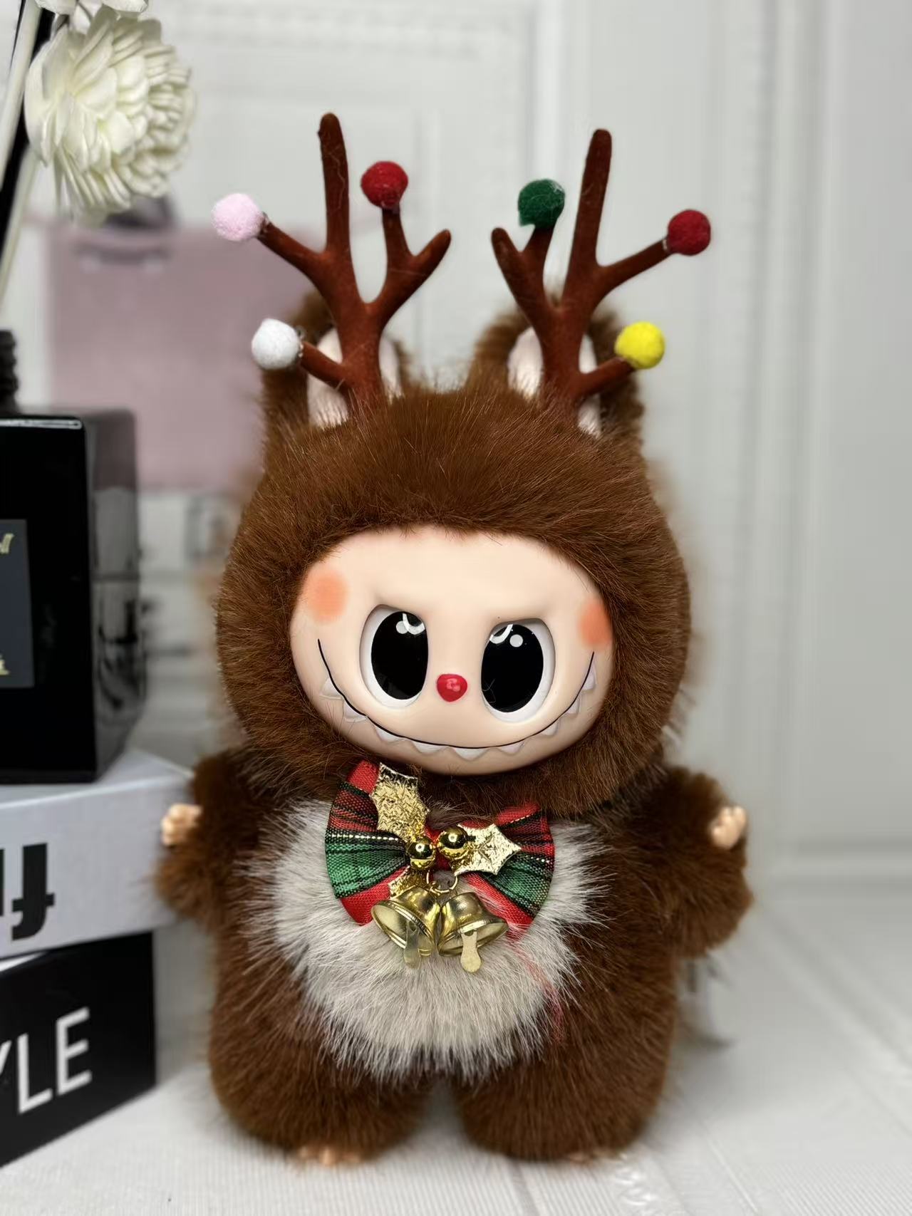 Christmas style plush toy