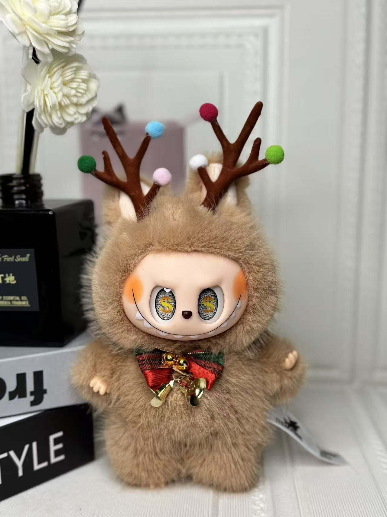 Christmas style plush toy