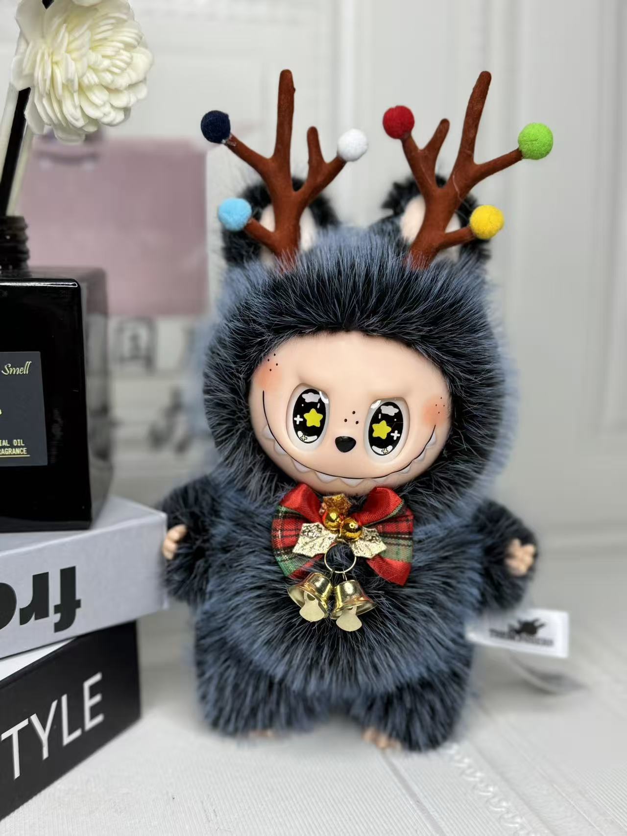 Christmas style plush toy