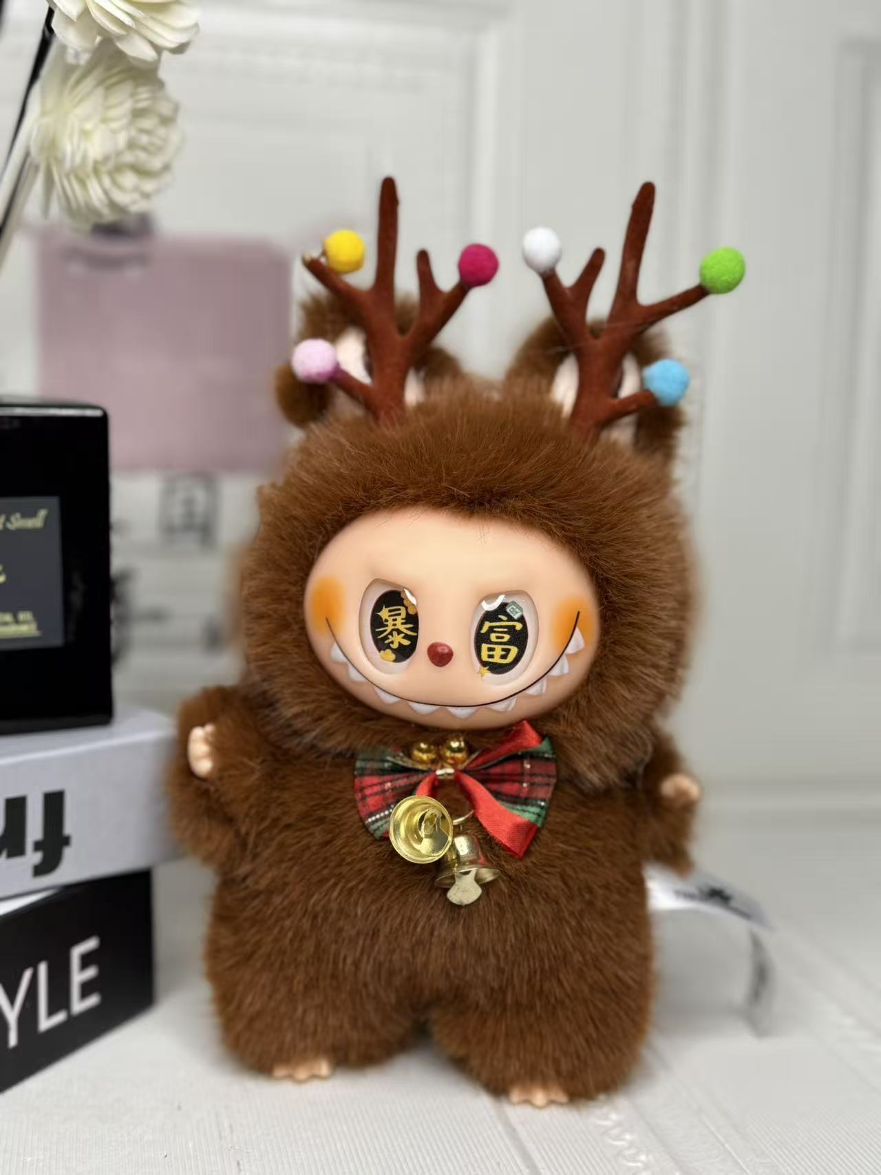 Christmas style plush toy