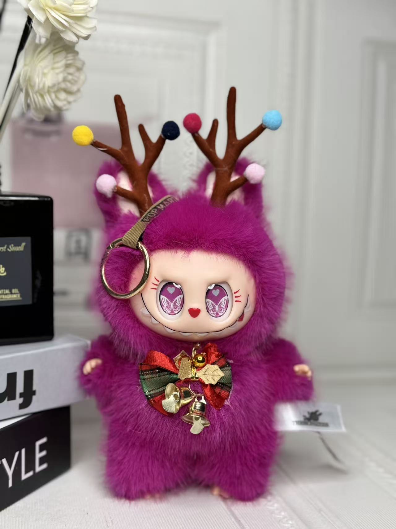 Christmas style plush toy