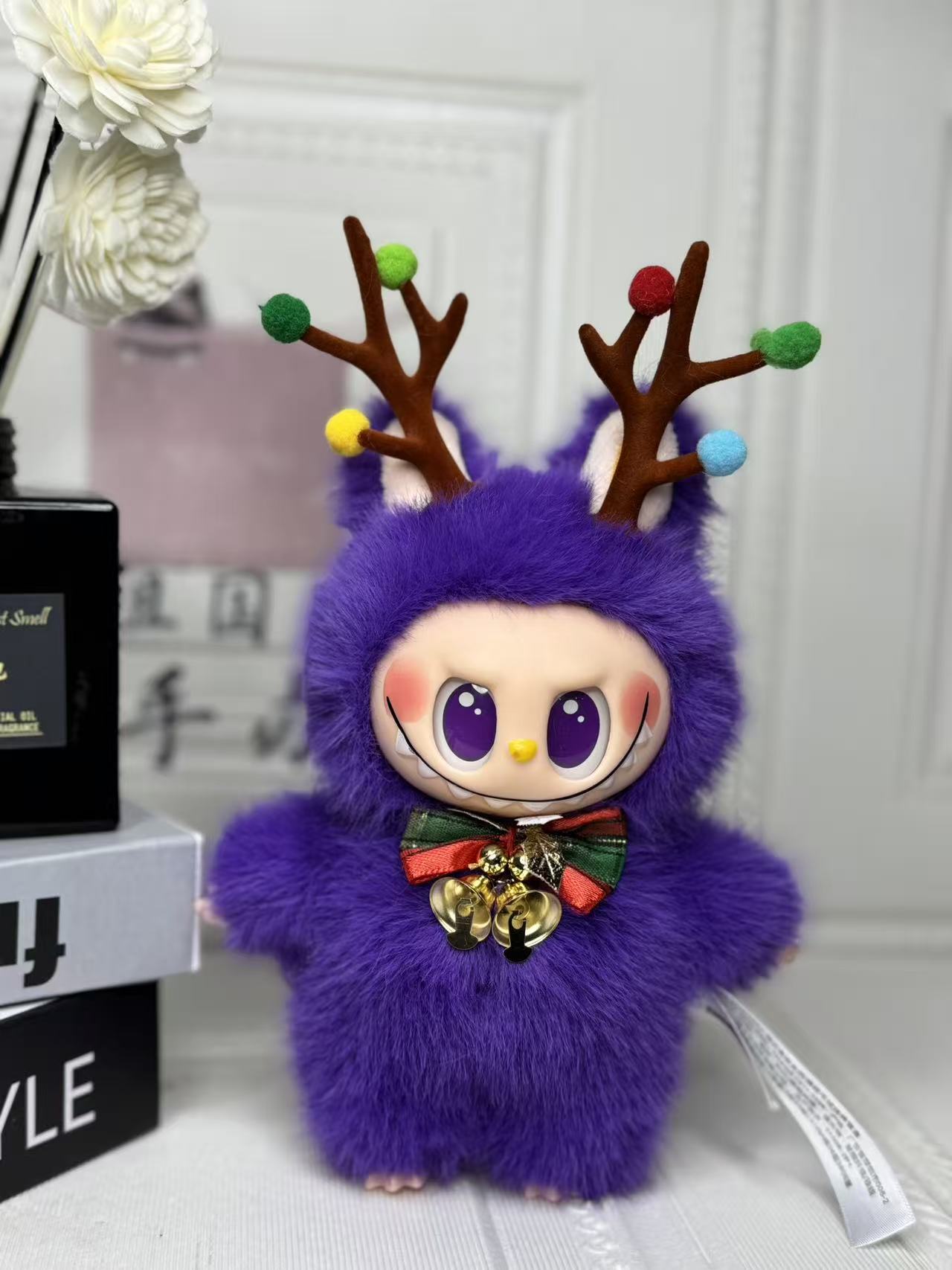Christmas style plush toy