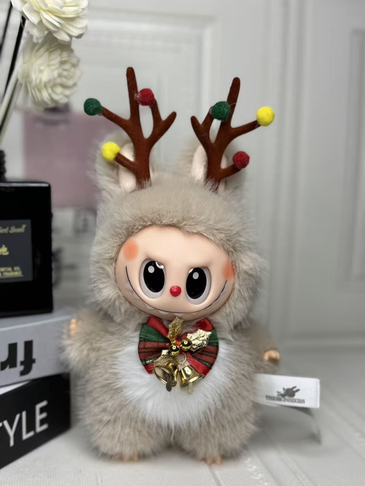 Christmas style plush toy