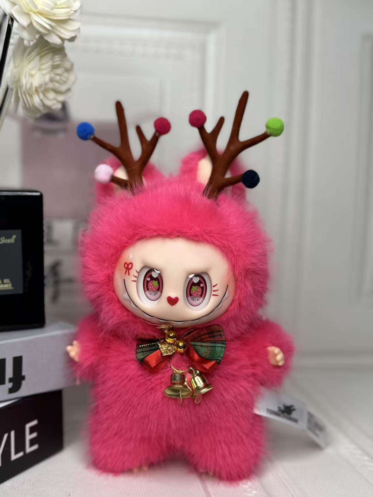 Christmas style plush toy