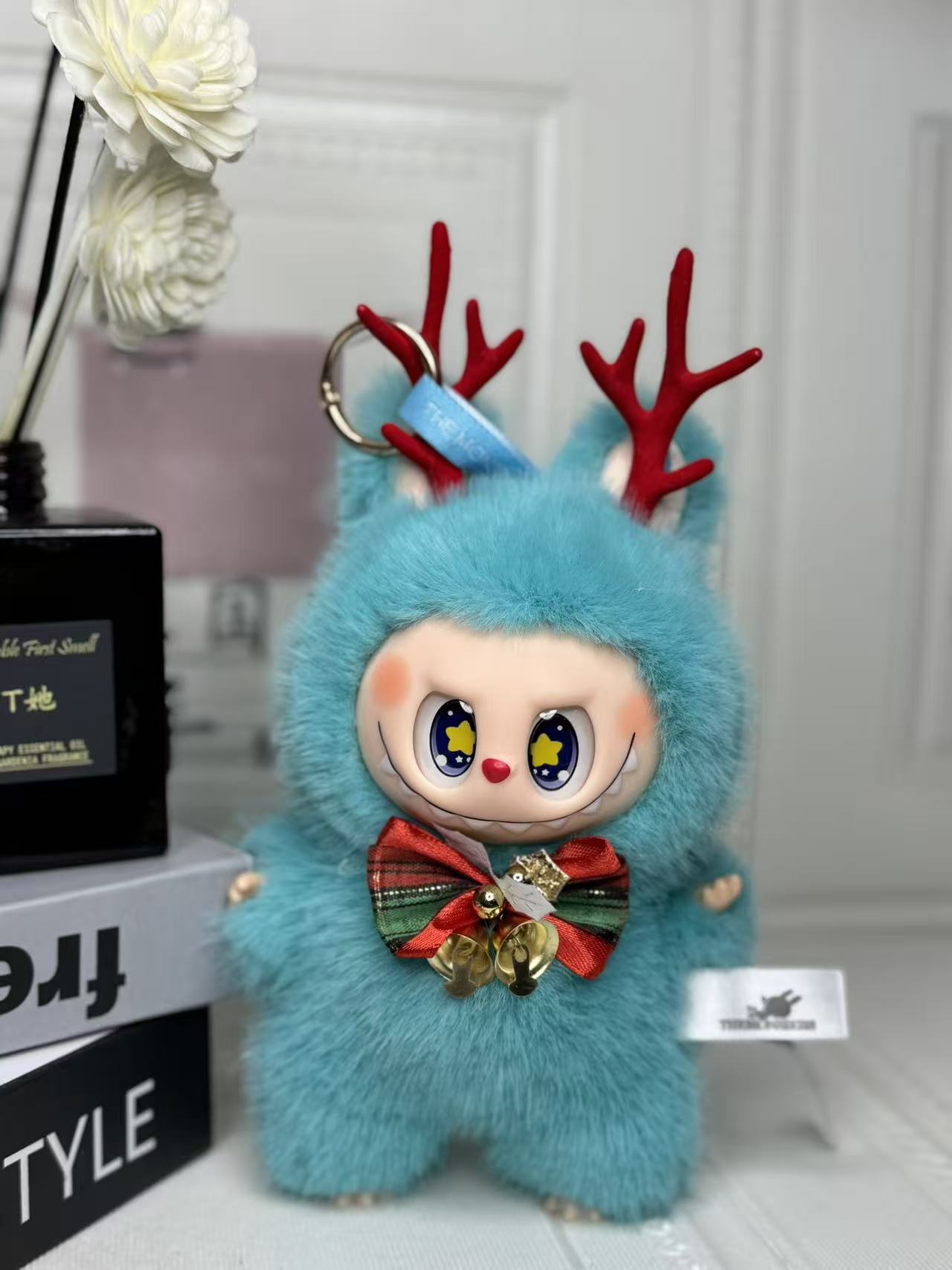 Christmas style plush toy