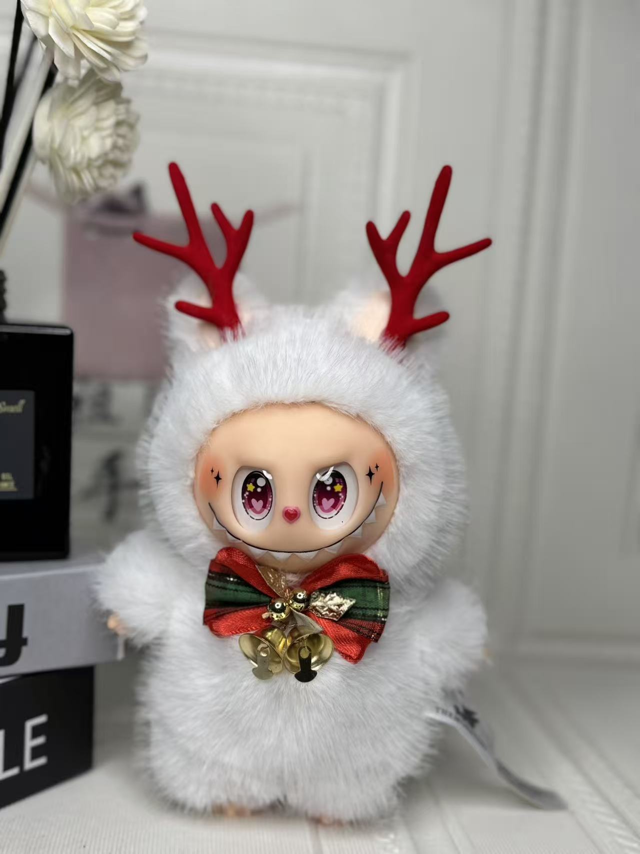 Christmas style plush toy