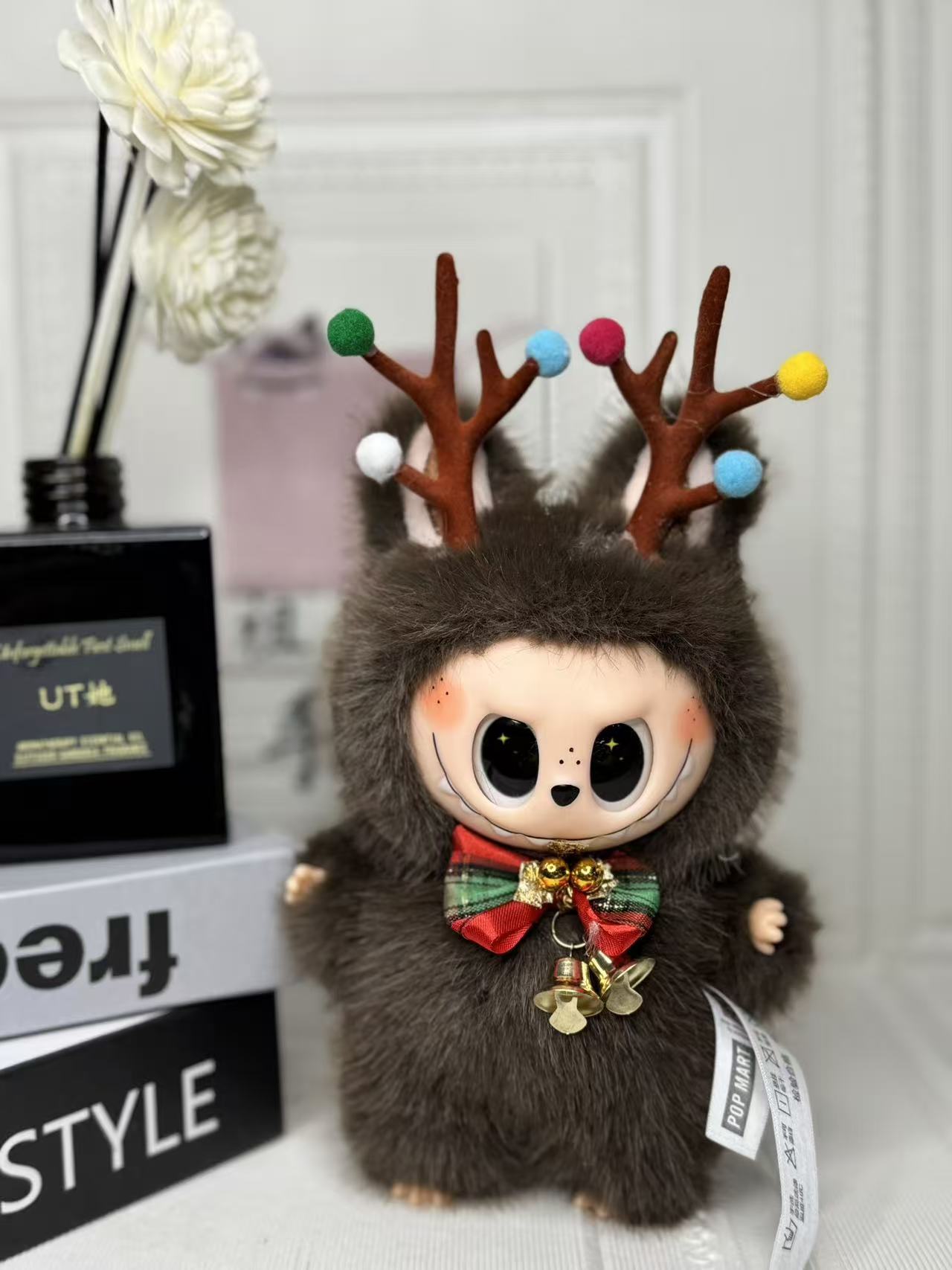 Christmas style plush toy