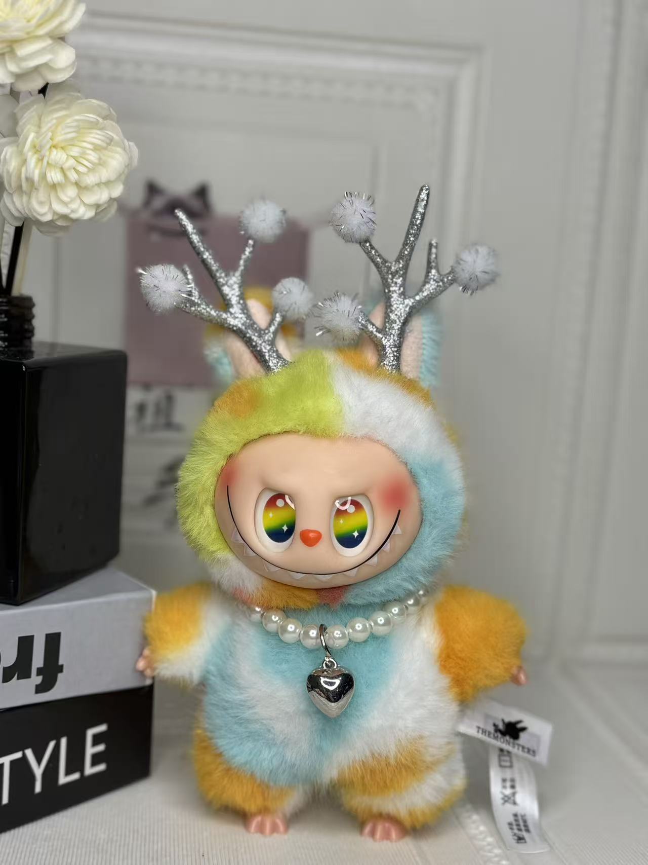 Christmas style plush toy