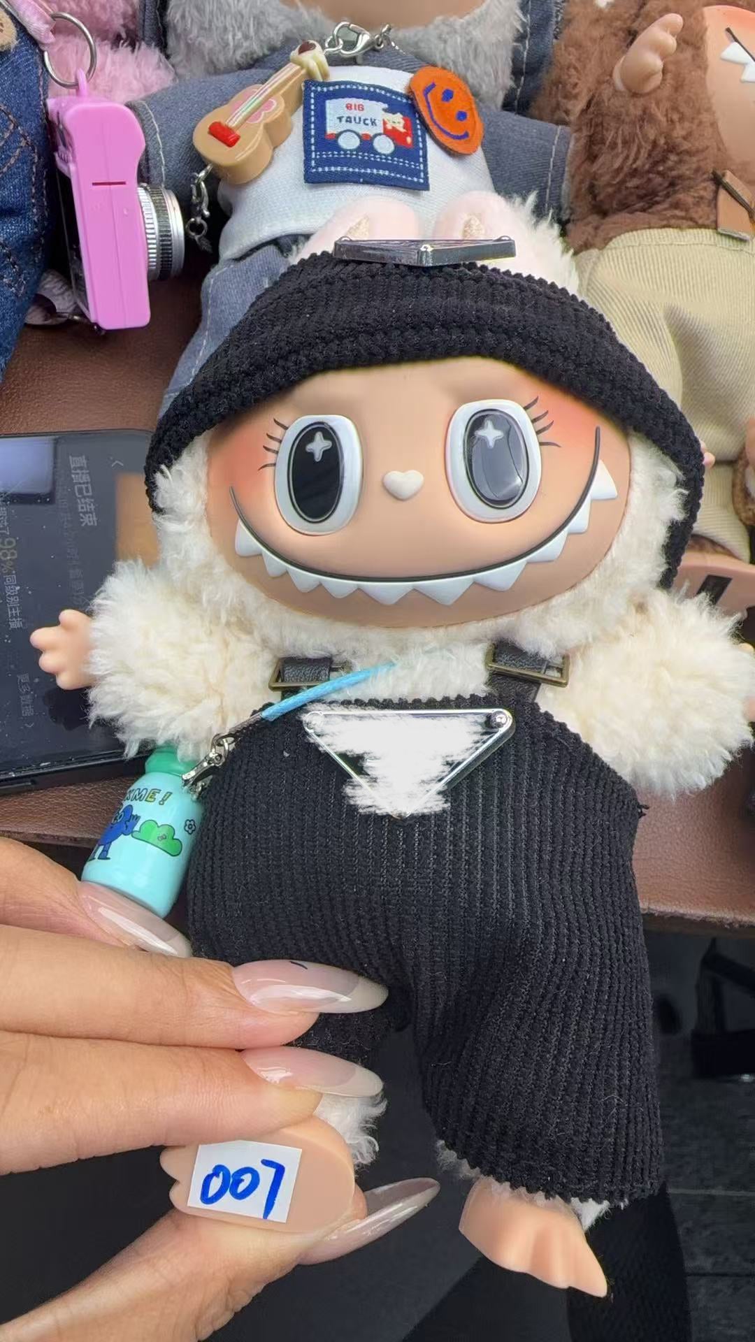Customzied  La baby small size with outfit