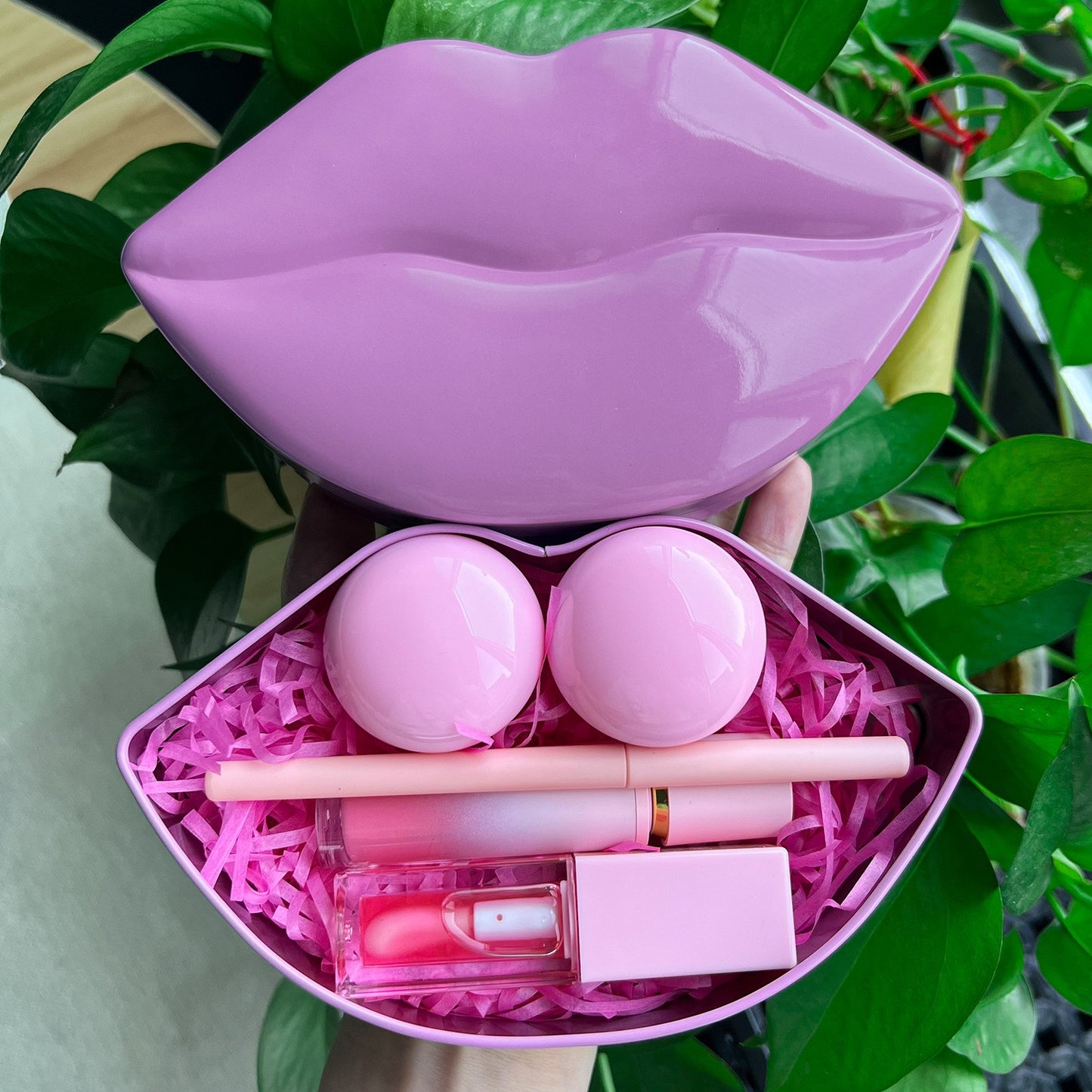 Valentine Makeup lip series gift set