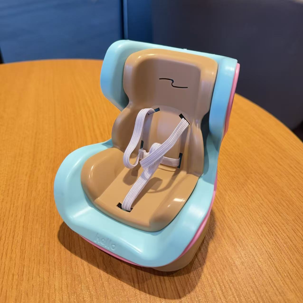 Small plush toy car safety seat