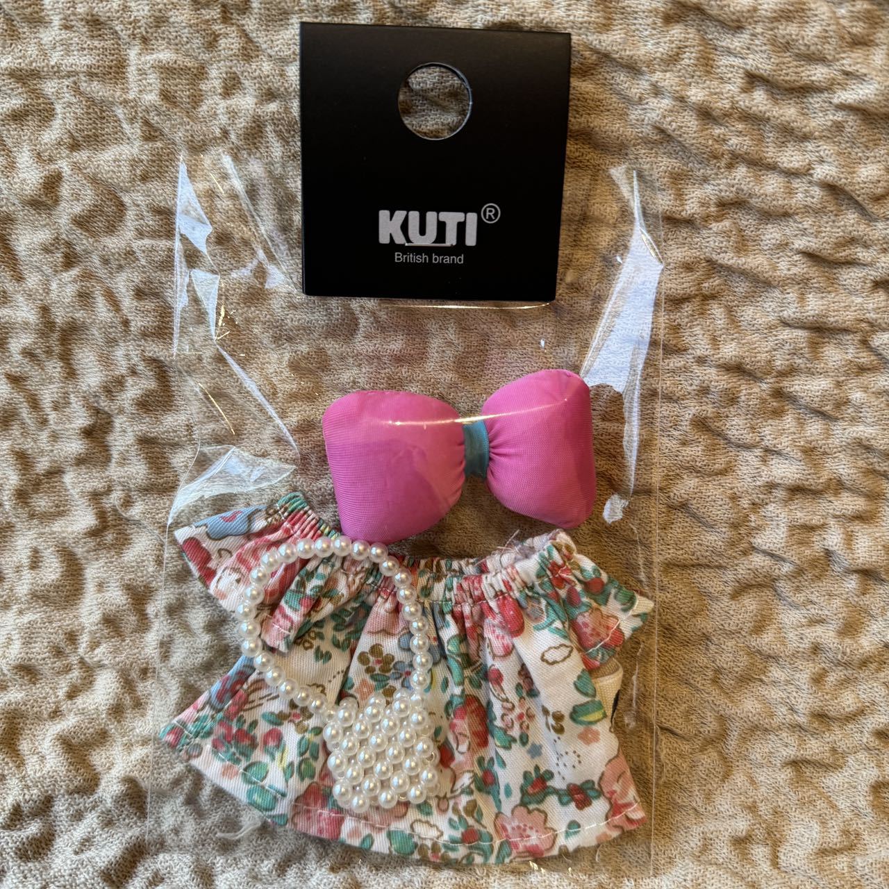 13-15 cm baby outfits (just for outfits,no doll)