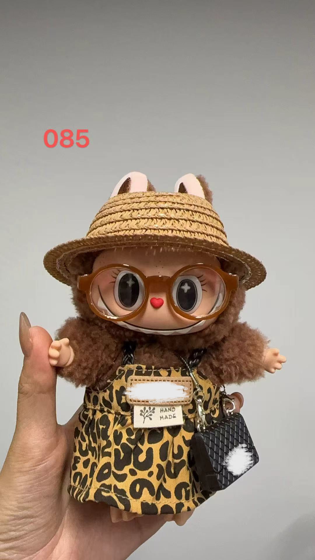 Customzied  La baby small size with outfit